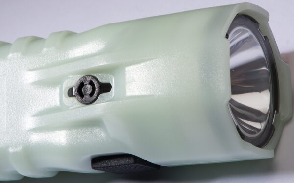 Pelican 3310PL LED Flashlight - Image 3