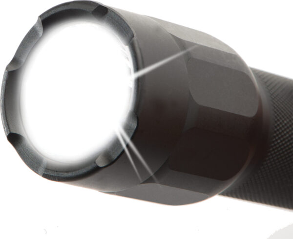 Pelican 7000 Tactical Flashlight - Image 3