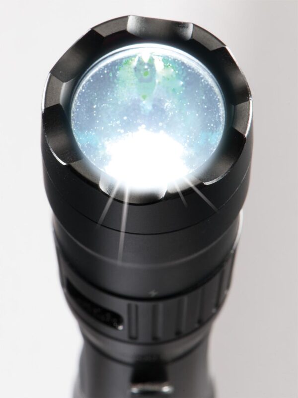 Pelican 7600 Tactical Flashlight - Image 3