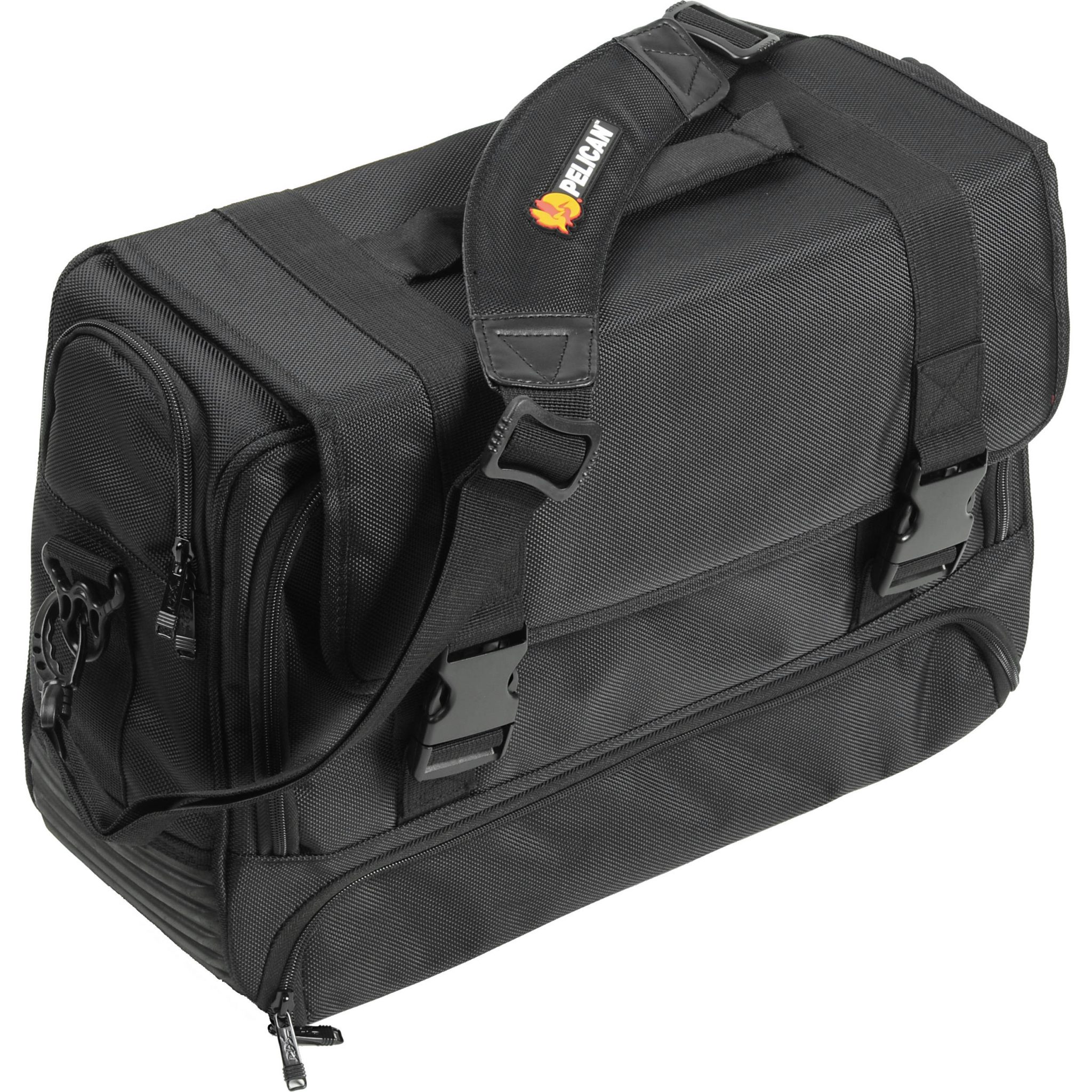 pelican_1520_407_000_1527_convertible_travel_bag_89407_1-scaled-1.jpg
